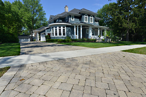 Best Professional Driveway Pavers  in Watervliet, NY